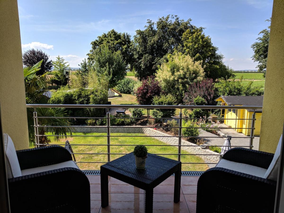 Grosse Schoenheit Mit Panoramablick Euskirchen Kültér fotó