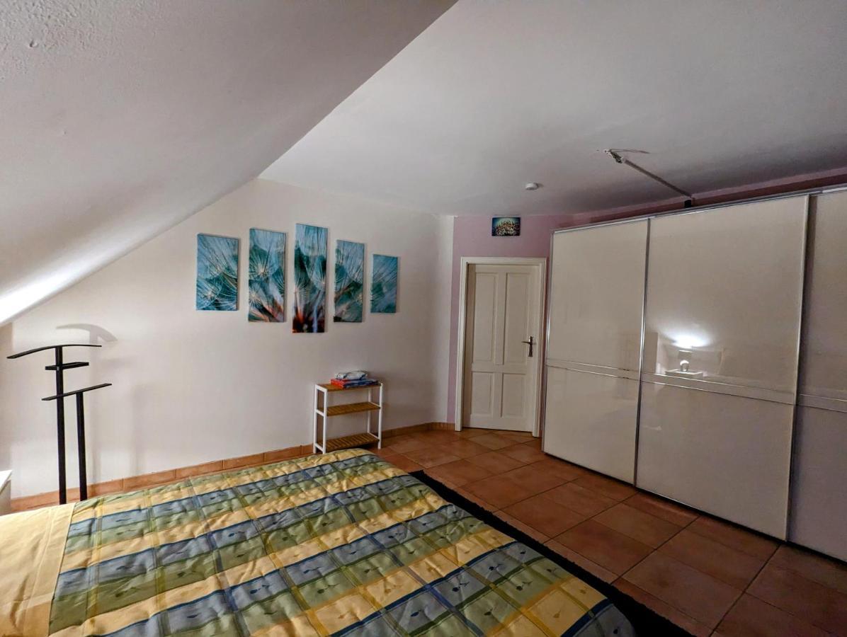 Grosse Schoenheit Mit Panoramablick Euskirchen Kültér fotó